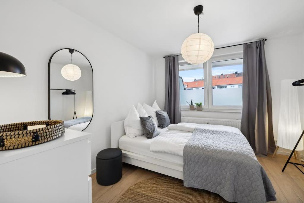 Apartment - Parkplatz, Citynah, Lift - Naehe Dus & Dortmund & Koeln & Essen Wuppertal